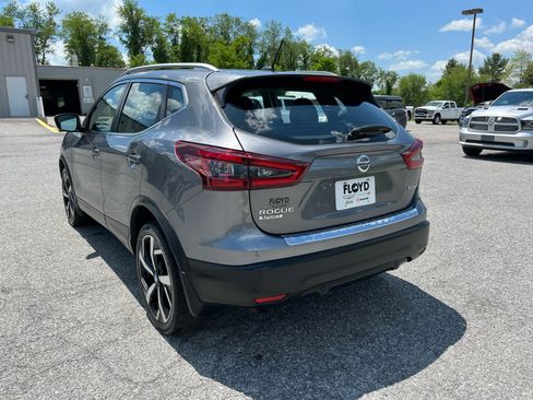 Used 2022 Nissan Rogue Sport SL AWD/4WD image 5