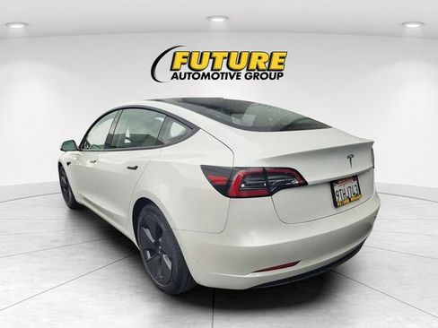 Used 2021 Tesla Model 3 Standard Range Plus image 4