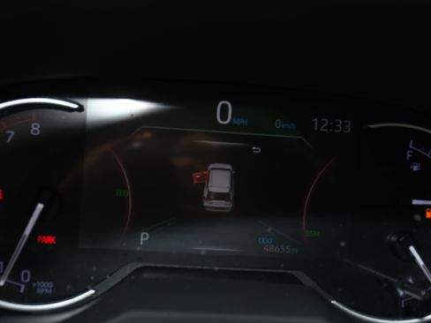 Used 2019 Toyota RAV4 Limited FWD image 15