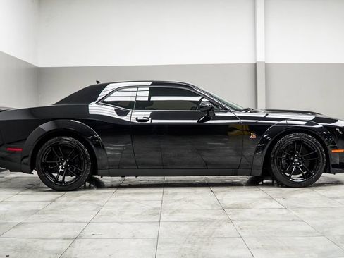 Used 2022 Dodge Challenger R/T Scat Pack RWD image 7
