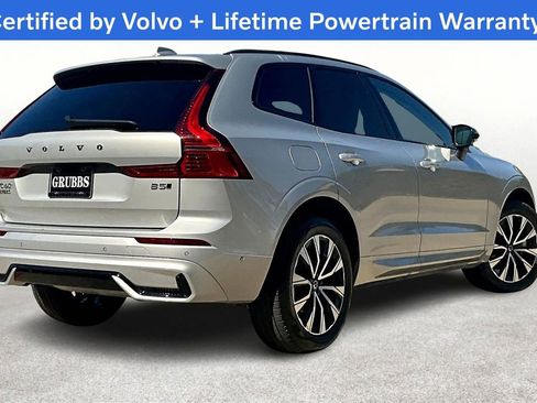 Used 2025 Volvo XC60 B5 Plus image 2