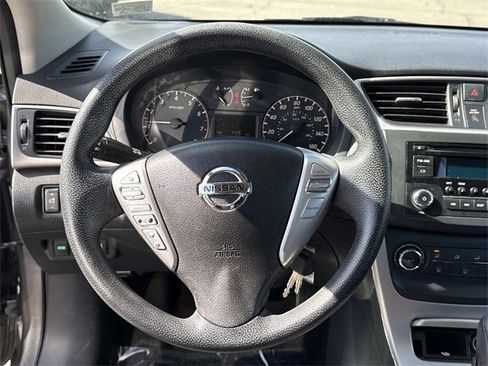 Used 2015 Nissan Sentra S image 18
