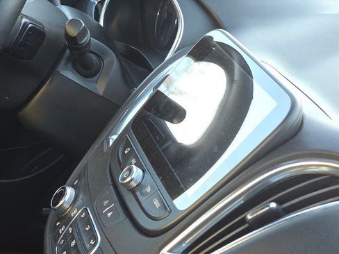 Certified 2024 Chevrolet Malibu LT image 26