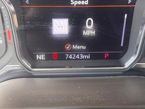 Used 2020 GMC Sierra 2500 Denali w/ Denali Ultimate Package AWD/4WD image 49