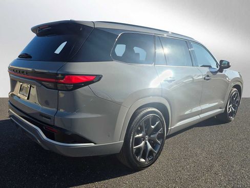 New 2026 Lexus TX 500h AWD image 3