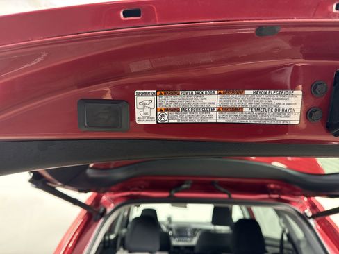 Used 2017 Toyota RAV4 XLE image 32