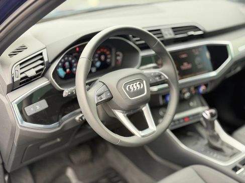 Used 2025 Audi Q3 2.0T Premium w/ Convenience Package AWD/4WD image 14