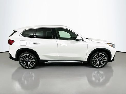 Used 2026 BMW X1 xDrive28i w/ Technology Package AWD/4WD image 4