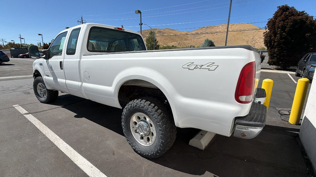 Used 2006 Ford F350 XL AWD/4WD image 3