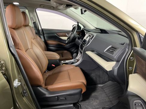 Used 2022 Subaru Ascent Touring AWD/4WD image 7