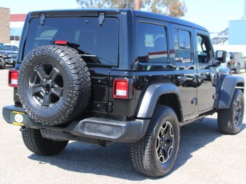 Used 2022 Jeep Wrangler Unlimited Sport w/ Sun And Sound Package AWD/4WD image 5