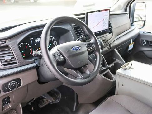 New 2025 Ford Transit 250 148 Medium Roof image 12