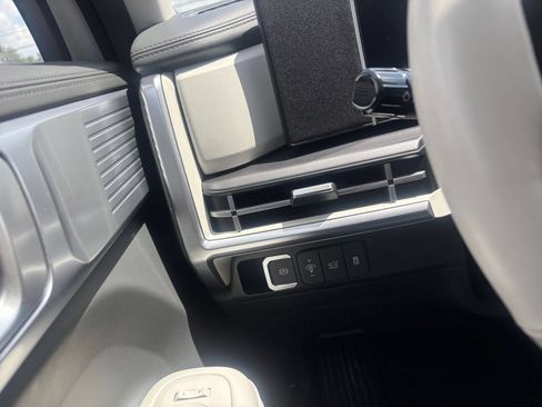 Used 2026 Hyundai Santa Fe SEL FWD image 35