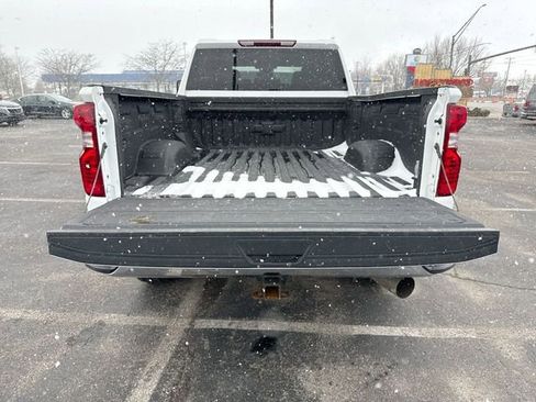 Used 2024 Chevrolet Silverado 2500 LT image 11