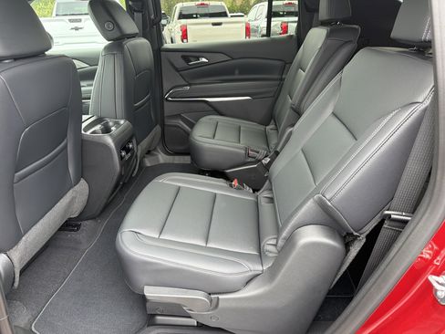 New 2026 Chevrolet Traverse LT w/ Midnight/Sport Edition FWD image 22