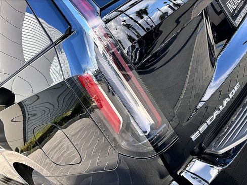 Used 2024 Cadillac Escalade Sport Platinum image 30