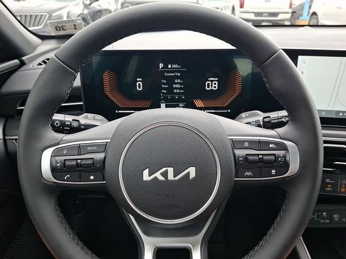 Used 2025 Kia K5 GT-Line w/ GT-Line Premium Package AWD/4WD image 19