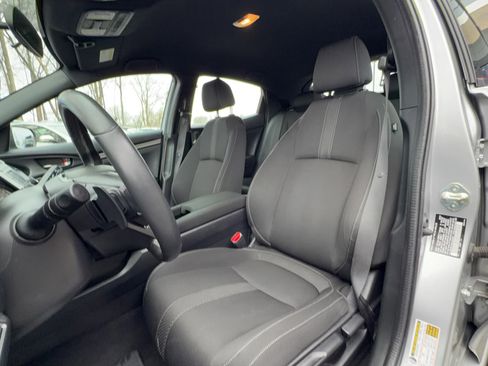 Used 2018 Honda Civic Sport image 18