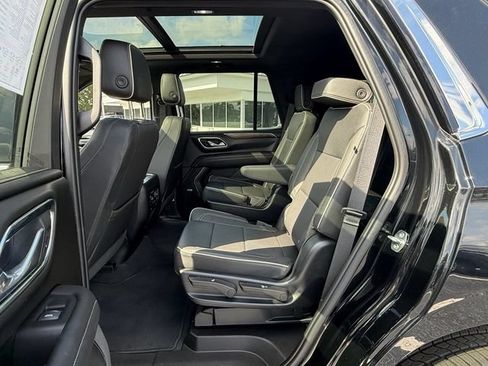 Used 2023 Chevrolet Tahoe Premier RWD image 12