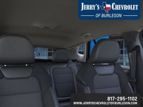 New 2026 Chevrolet Trax LT w/ Driver Confidence Package FWD image 26