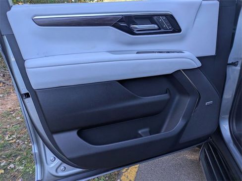 New 2026 Chevrolet Tahoe Premier w/ Sun And Tow Package image 8