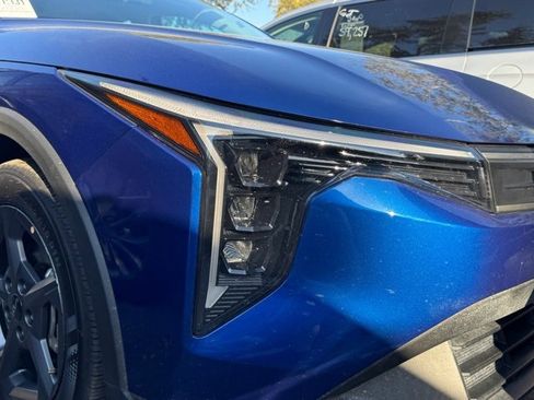 Certified 2025 Kia K4 LXS image 9