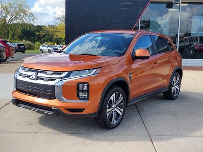 New 2025 Mitsubishi Outlander Sport ES