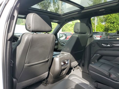 Used 2023 GMC Yukon XL Denali image 18