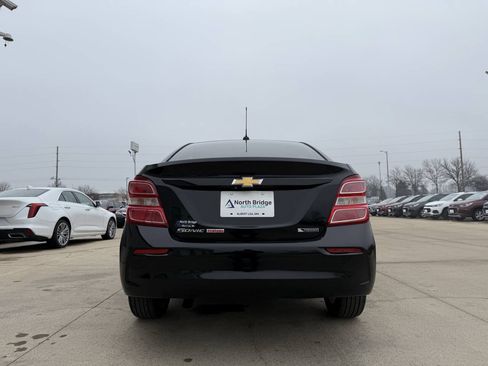 Used 2017 Chevrolet Sonic Premier FWD image 26
