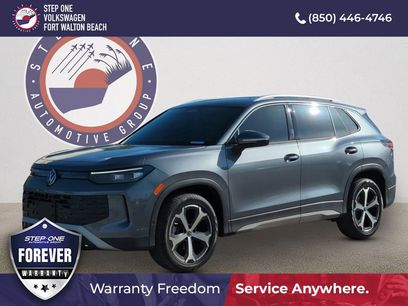 Used 2025 Volkswagen Tiguan SE