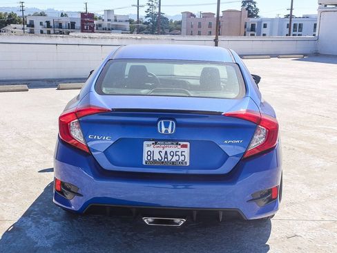 Used 2019 Honda Civic Sport image 5