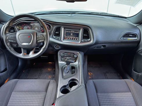 Used 2018 Dodge Challenger SXT w/ Blacktop Package image 11