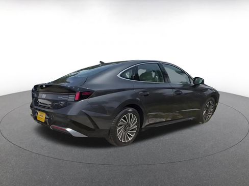 Used 2025 Hyundai Sonata SEL FWD image 14