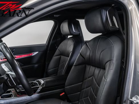 Used 2024 BMW 760i xDrive 760i xDrive w/ Executive Package image 25