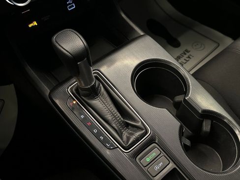Used 2024 Honda Civic LX image 15