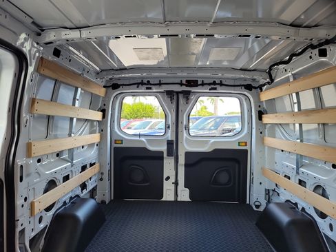 Used 2025 Ford Transit 250 Low Roof w/ Exterior Upgrade Package RWD image 13