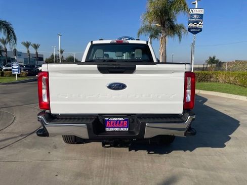 New 2026 Ford F250 XL w/ XL Chrome Package image 4