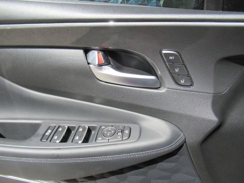 Used 2023 Hyundai Santa Fe Limited FWD image 22