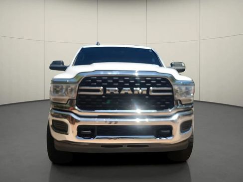 Used 2022 RAM 2500 Big Horn AWD/4WD image 2