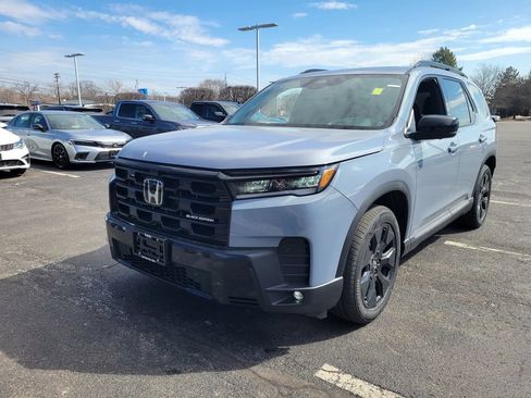 New 2026 Honda Pilot Black Edition image 10