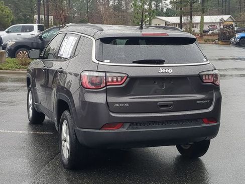 Used 2020 Jeep Compass Sport image 6