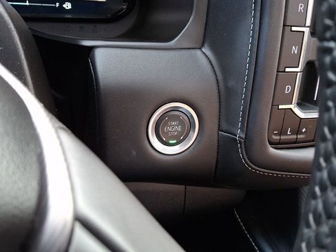 Used 2024 GMC Yukon Denali Ultimate image 25