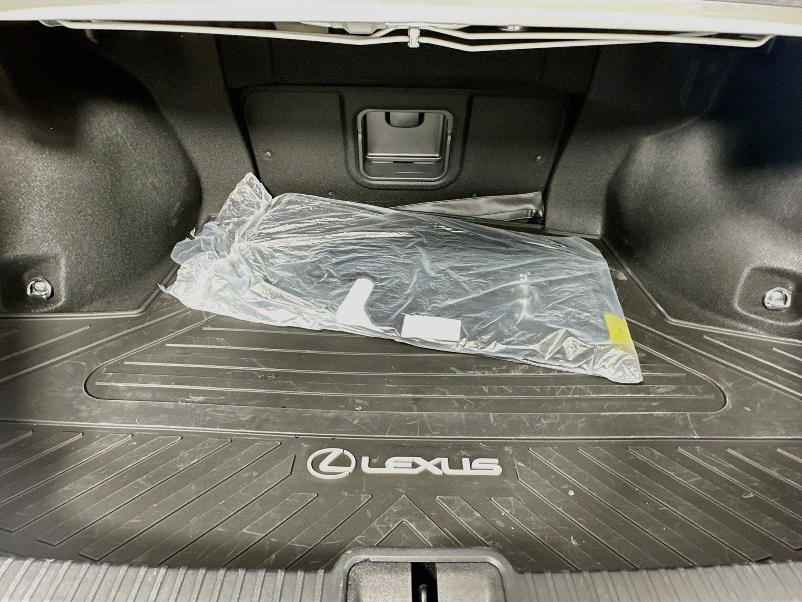 Used 2023 Lexus ES 350 w/ Premium Package FWD image 25