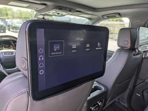 New 2026 GMC Yukon AT4 image 16