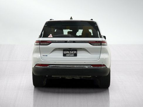 Used 2023 Jeep Grand Cherokee 4WD 4xe w/ Luxury Tech Group II image 4