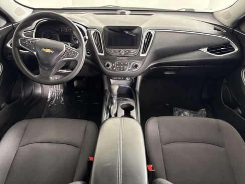 Used 2023 Chevrolet Malibu LT FWD image 16