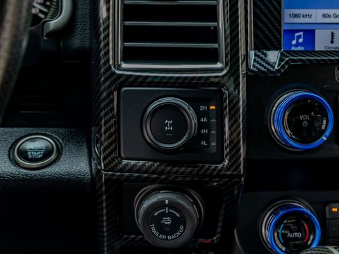 Used 2019 Ford F150 Raptor w/ Equipment Group 802A Luxury image 23