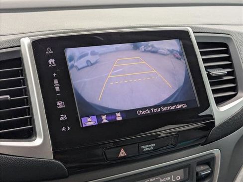 Used 2017 Honda Pilot EX-L image 11