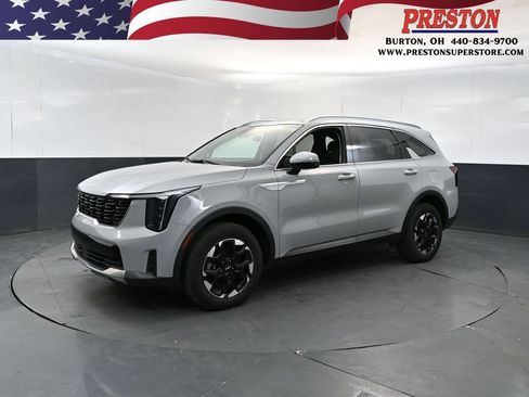 Certified 2024 Kia Sorento S w/ Panoramic Sunroof Package AWD/4WD image 1
