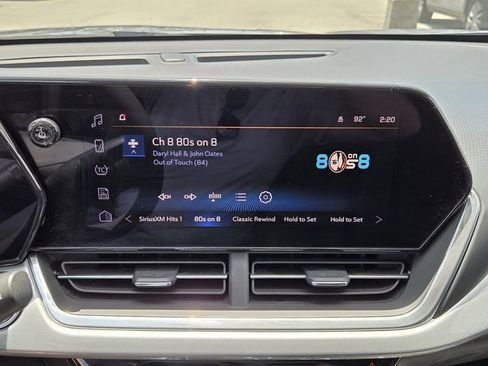 Used 2024 Chevrolet Trax LT FWD image 24